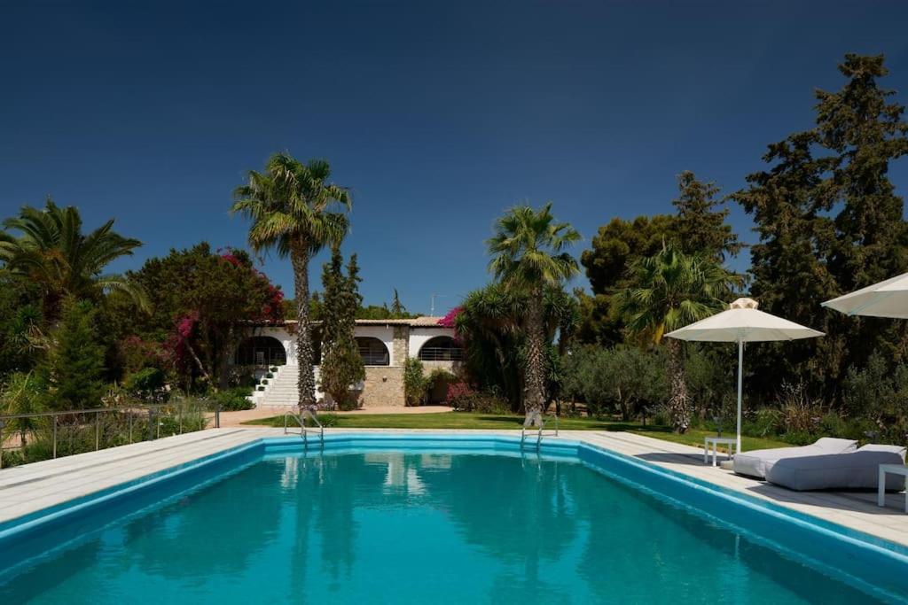 Villa Artemis In Small Kounoupi Porto Heli Exterior photo